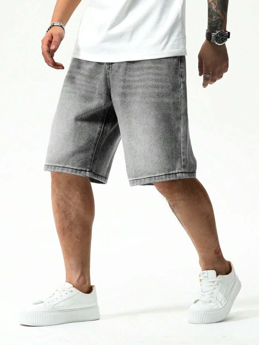 szare spodenki jeans