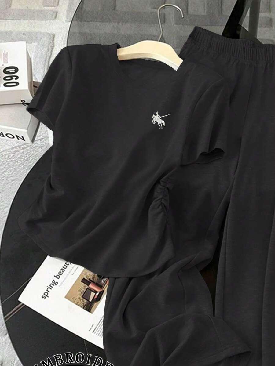 CZARNY KOMPLET T-SHIRT SPODNIE