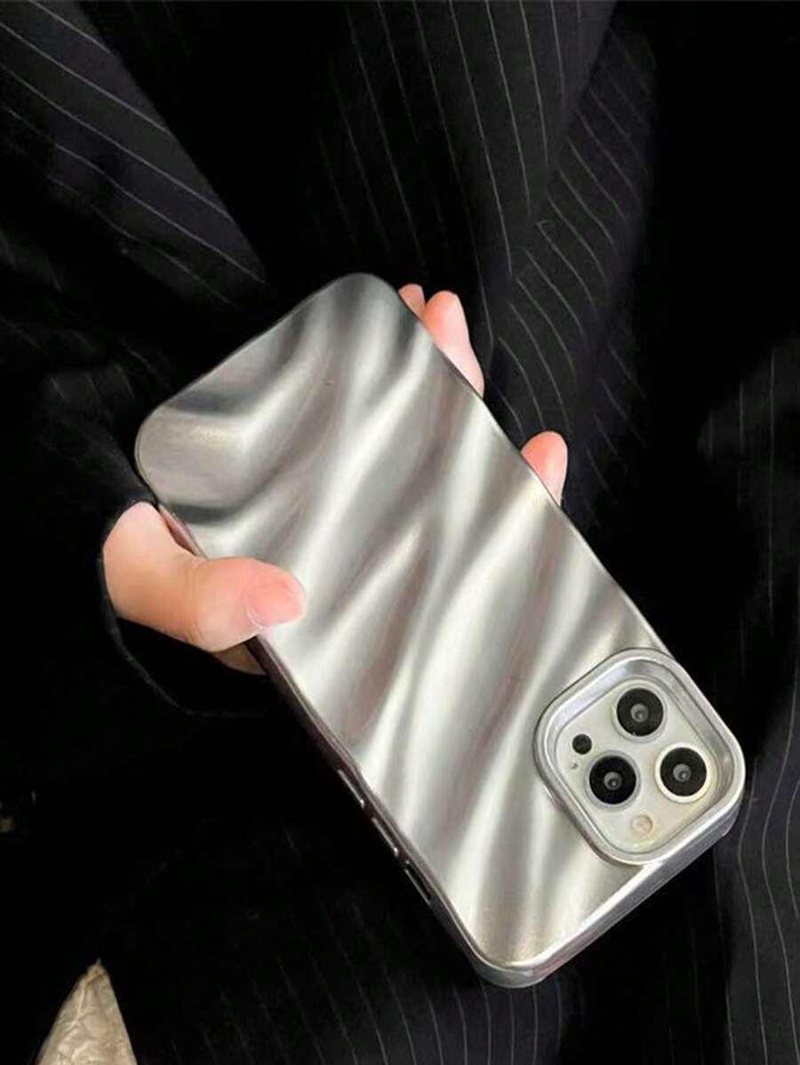 srebrny etui na telefon iPhone 15 Pro