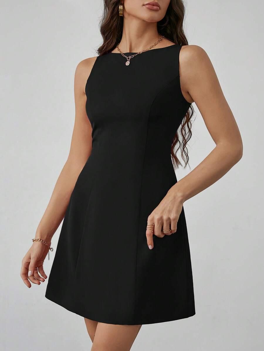 czarna mini sukienka 
