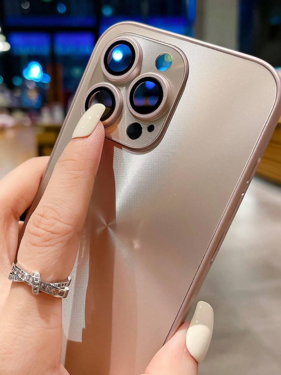 złote etui na telefon iphone