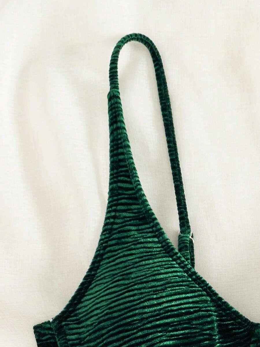 GÓRA OD STROJU KĄPIELOWEGO tankini