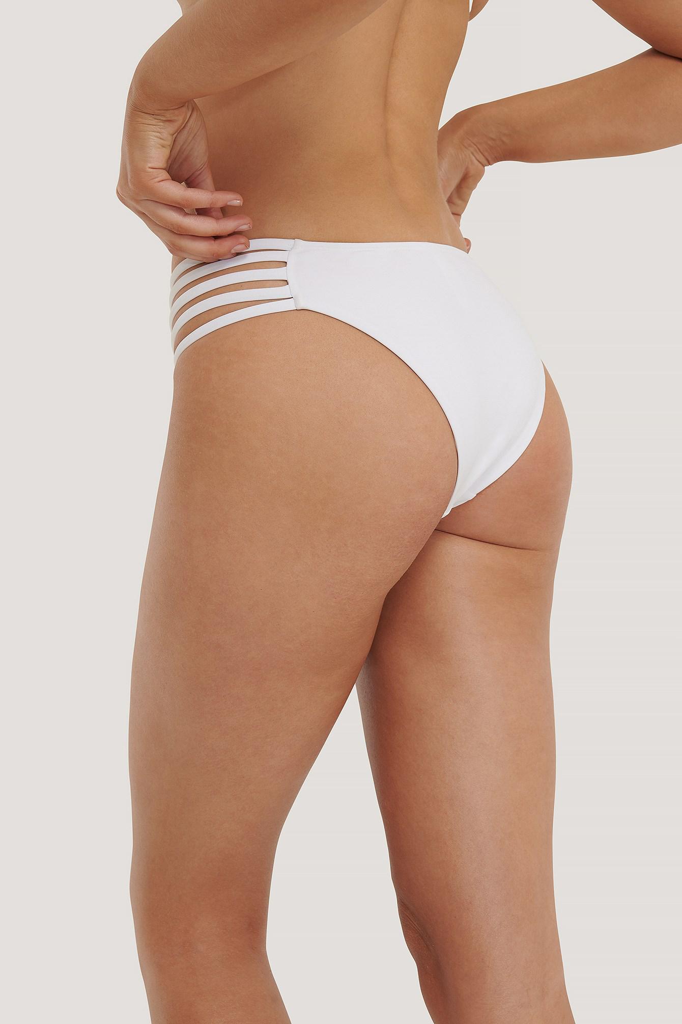 BIAŁY DÓŁ OD BIKINI 