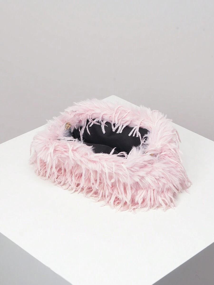 różowa fluffy torebka