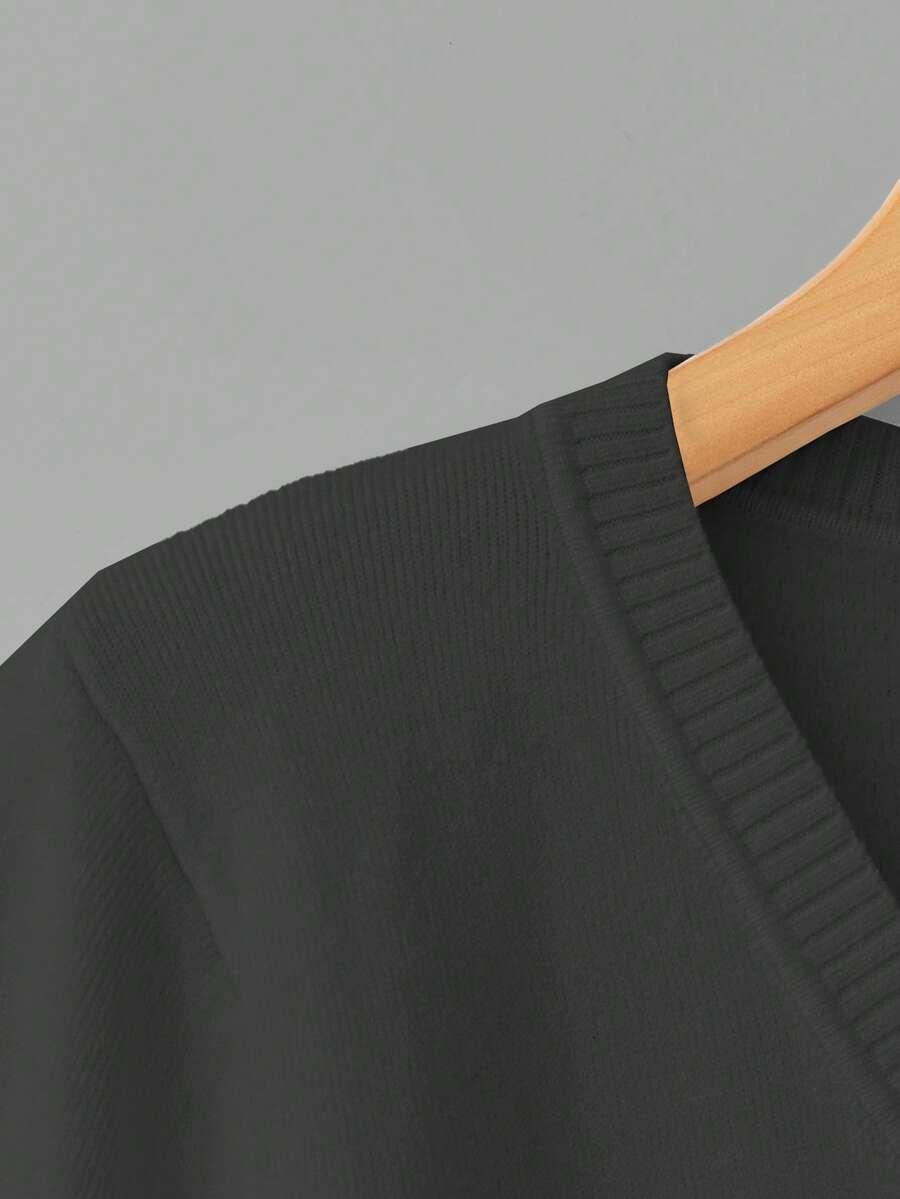 CZARNY SWETER V-NECK