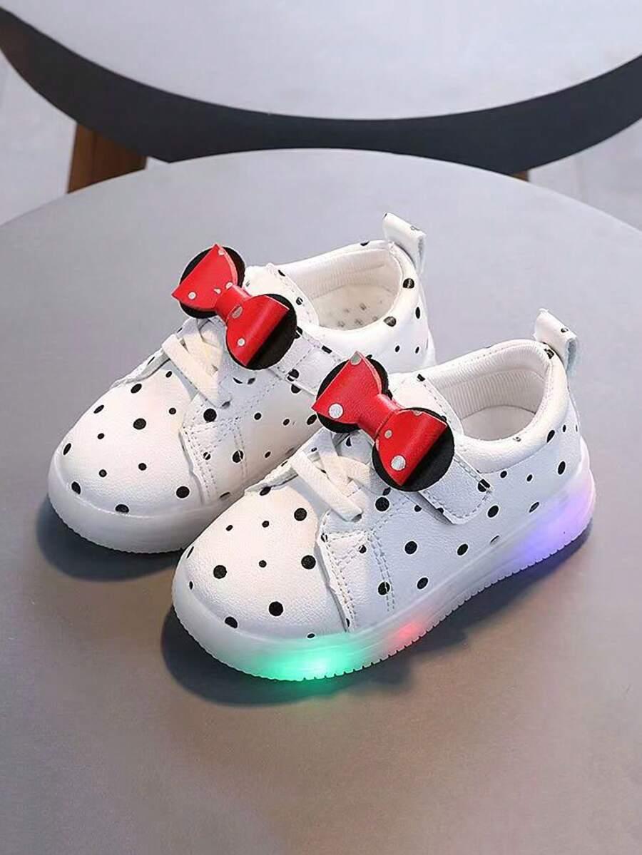 ŚWIECĄCE BUTY SPORTOWE