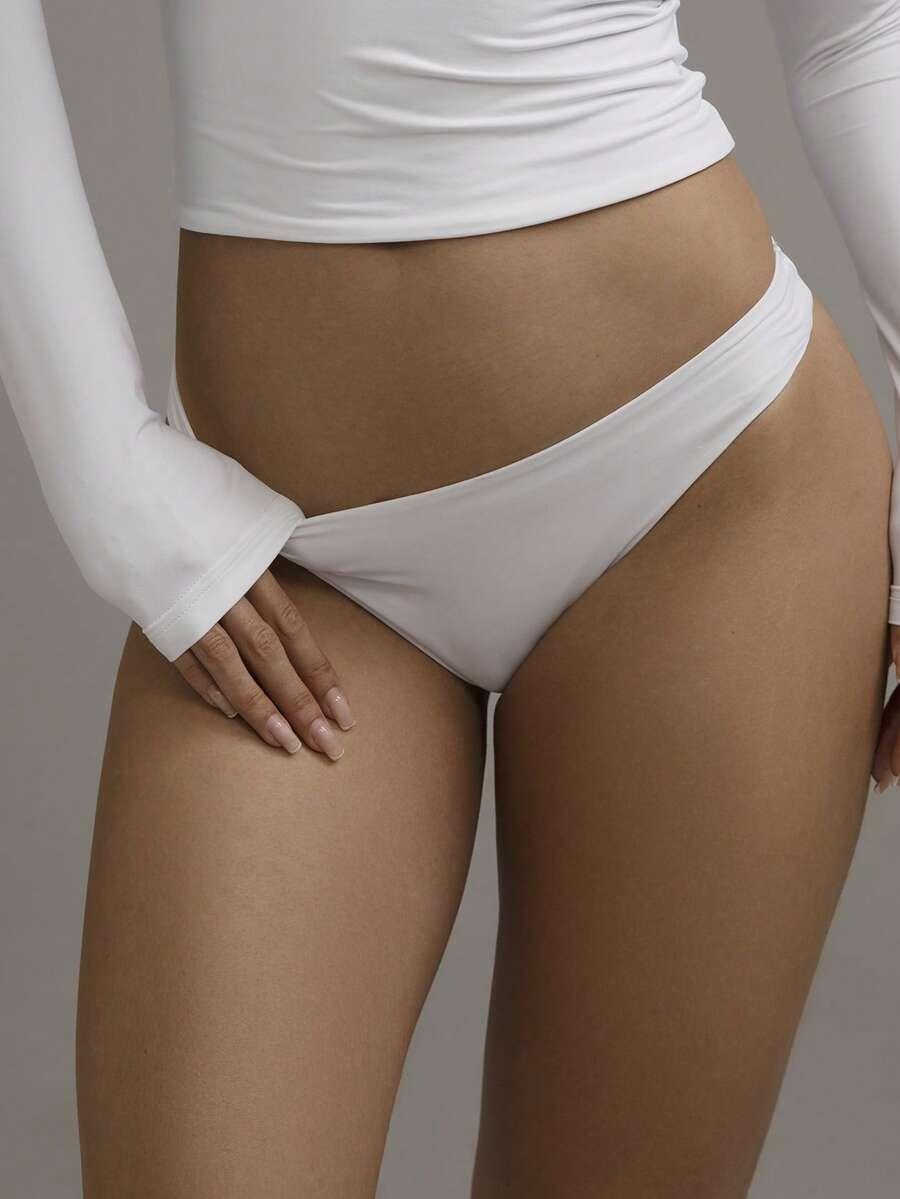 BIAŁY DÓŁ OD BIKINI