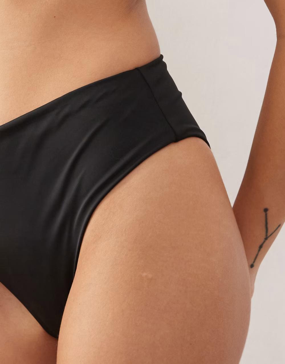 czarny dół od bikini wysoki stan