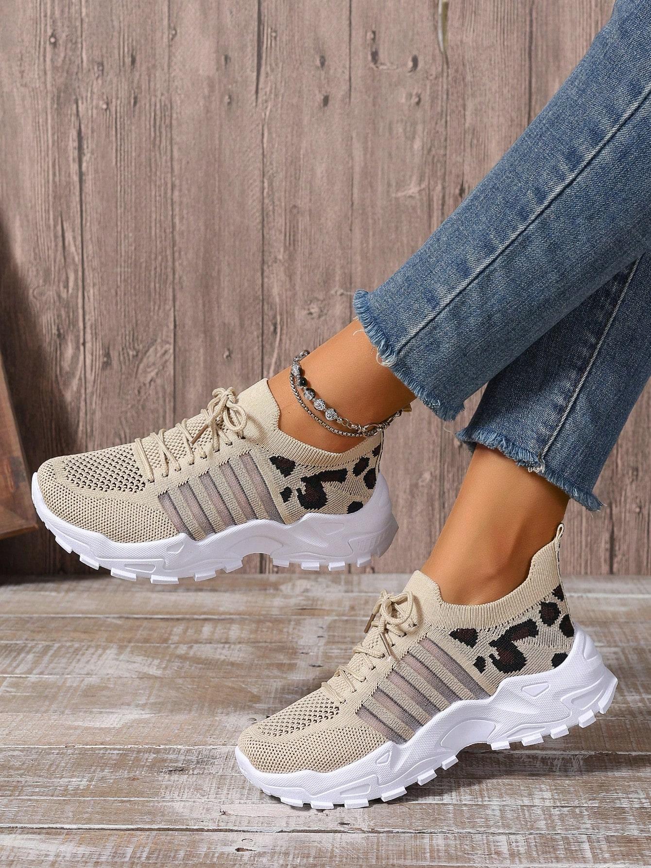 SZNUROWANE BUTY SPORTOWE 