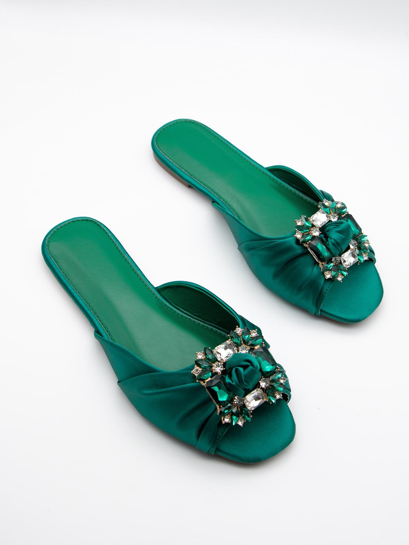 ZIELONE KLAPKI ZDOBIENIE