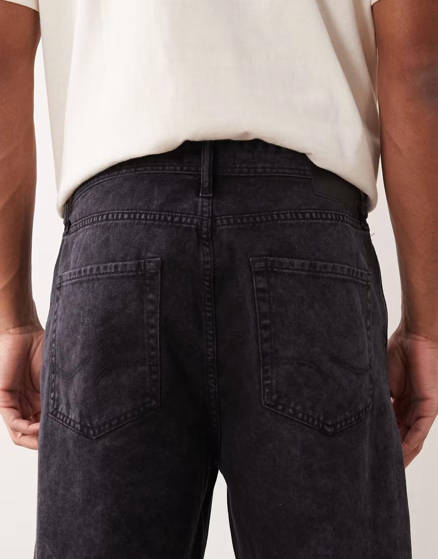 czarne spodnie jeans guziki