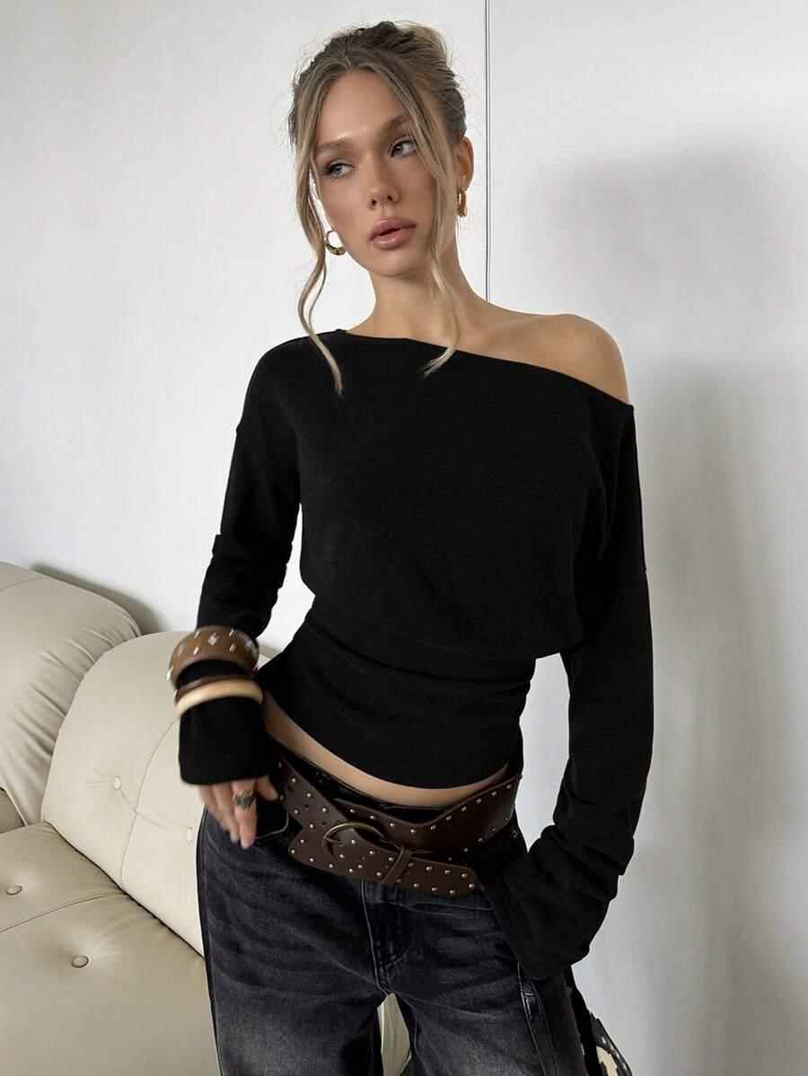 CZARNY SWETER ASYMETRIA