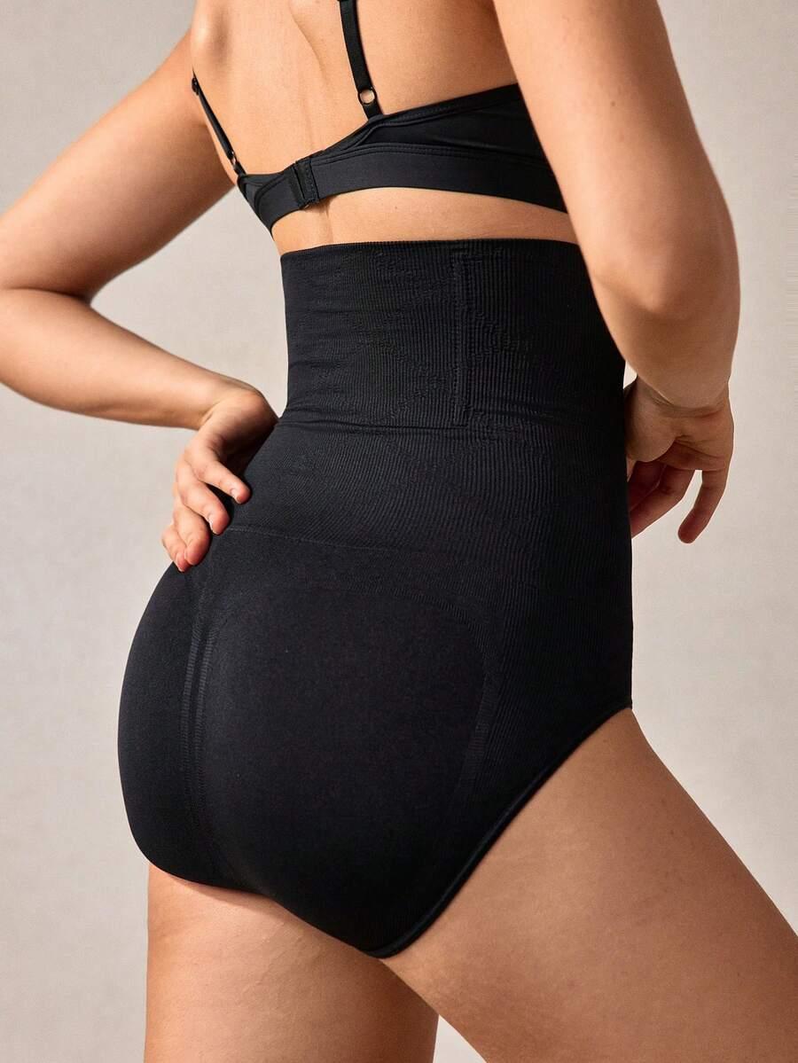 MAJTKI MODELUJĄCE Z WYSOKIM STANEM figi