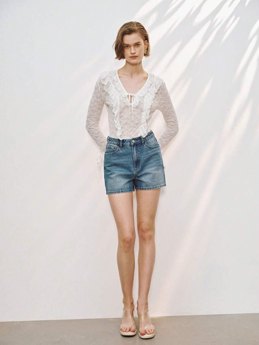 białe koronkowe body