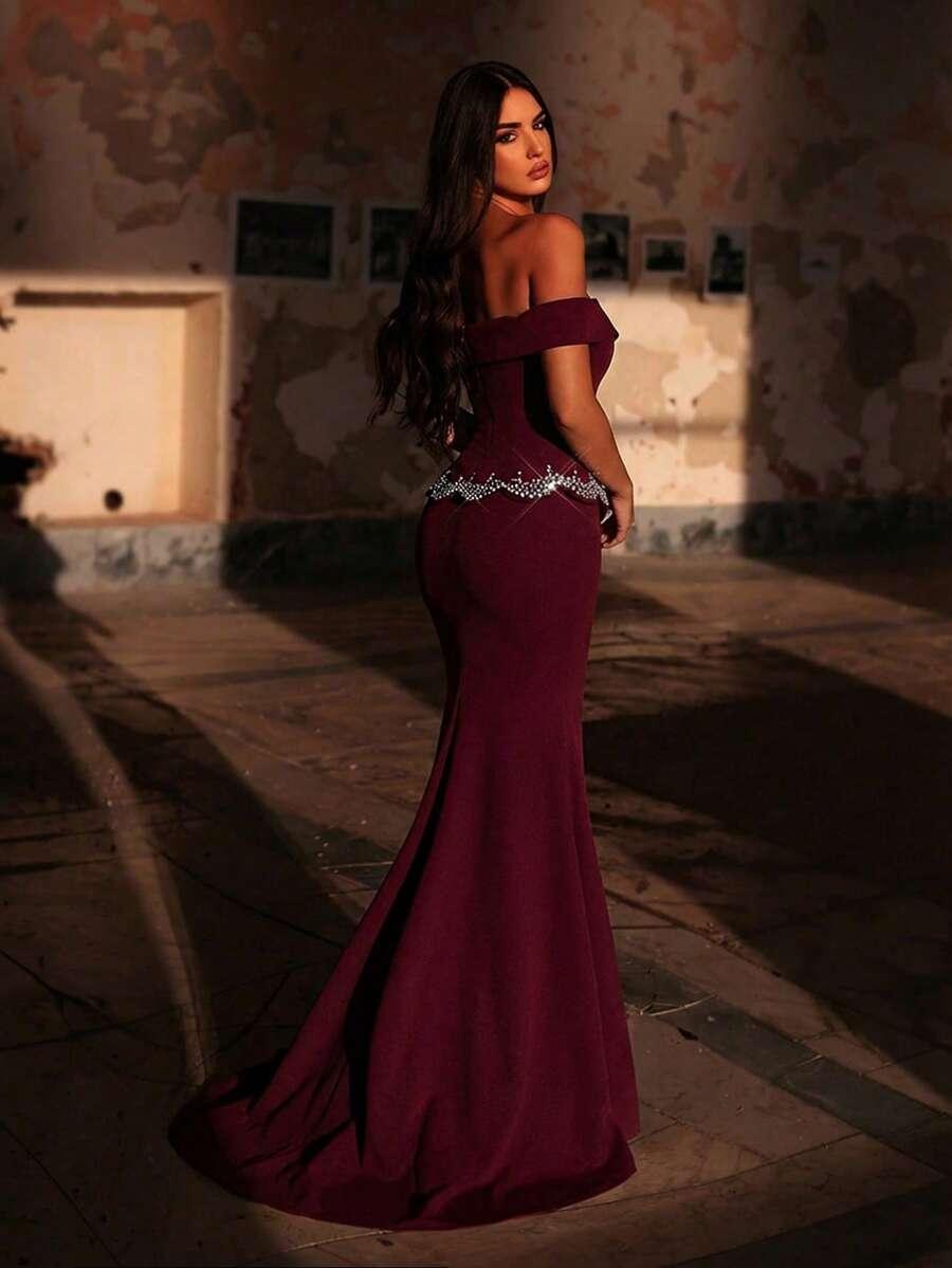 czerwona maxi sukienka