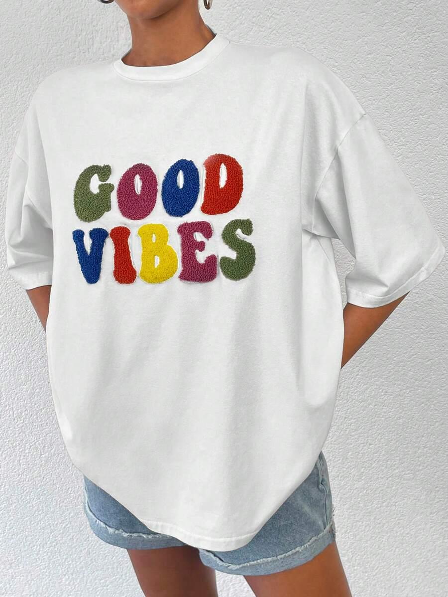 biały t-shirt z krótkim rękawem napis good vibes