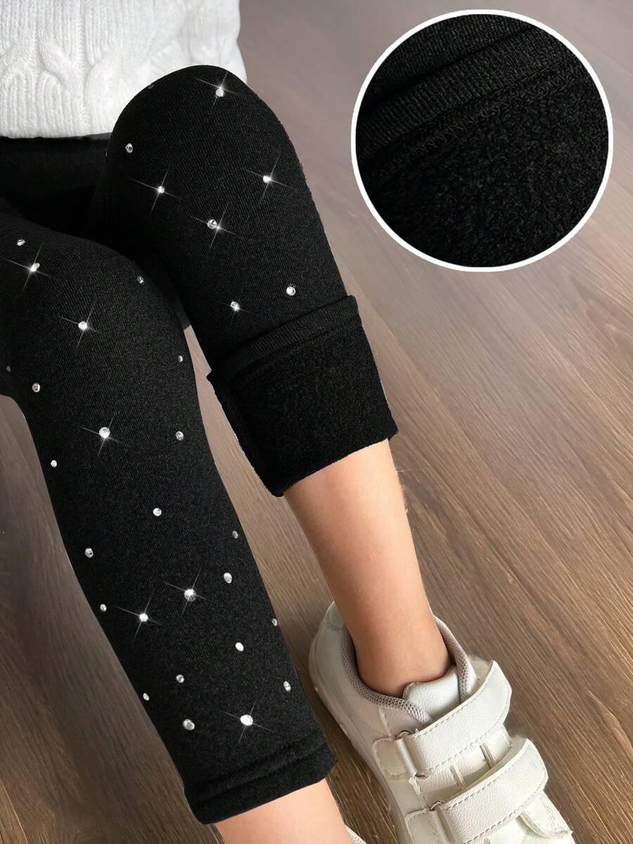 czarne legginsy zdobienia