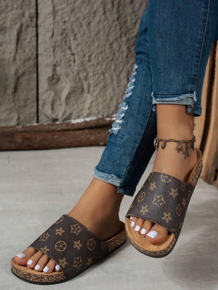 klasyczne klapki casual