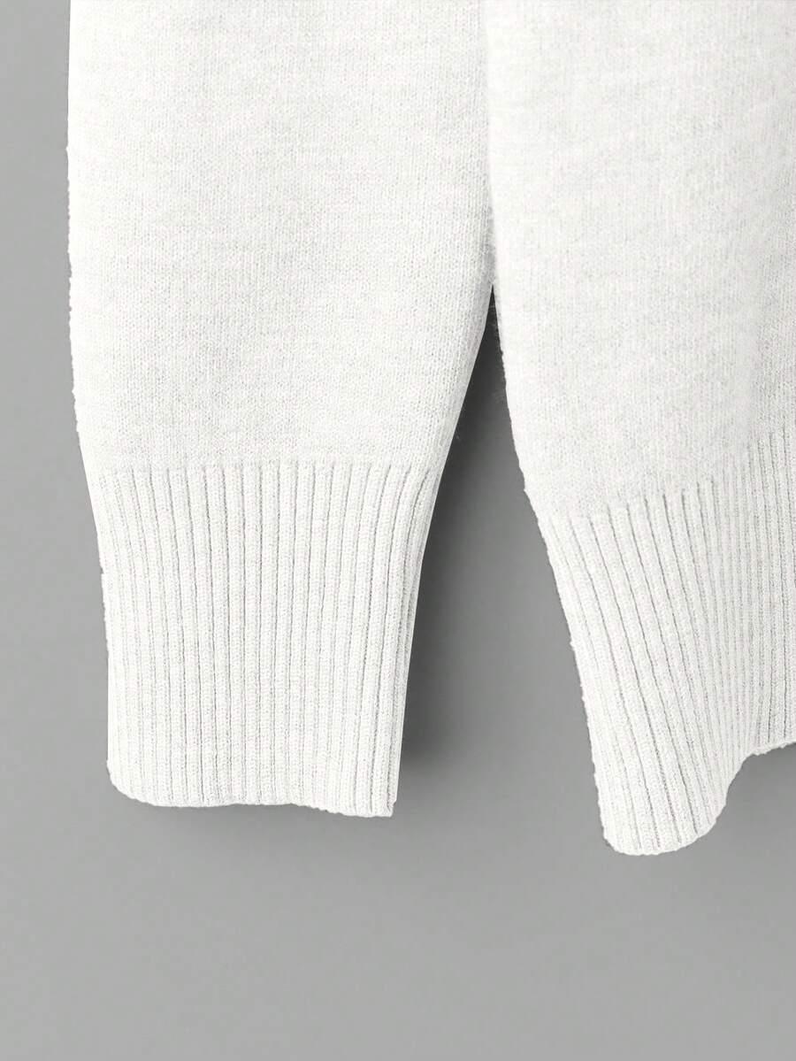 BIAŁY DZIANINOWY SWETER