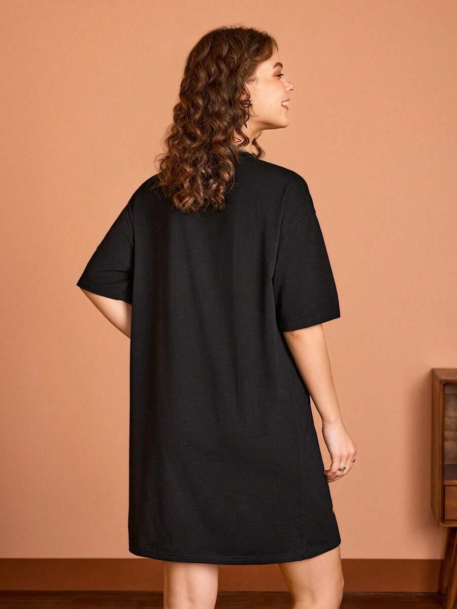 SUKIENKA OVERSIZE Z NADRUKIEM
