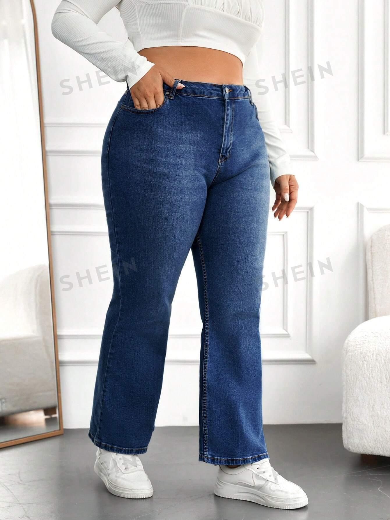 proste niebieskie spodnie jeans 