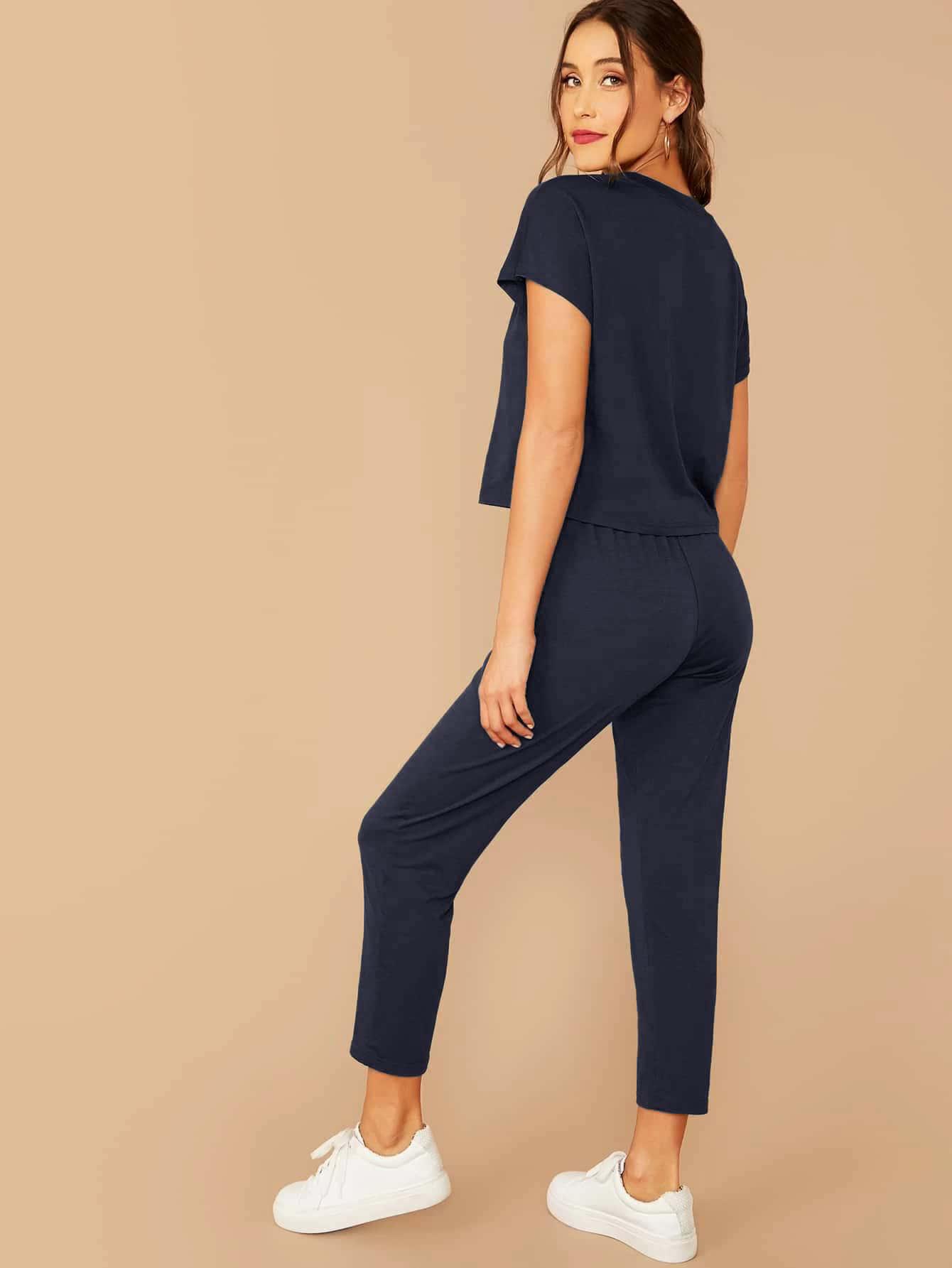 granatowe spodnie casual