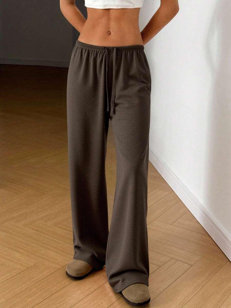 brązowe spodnie casual 