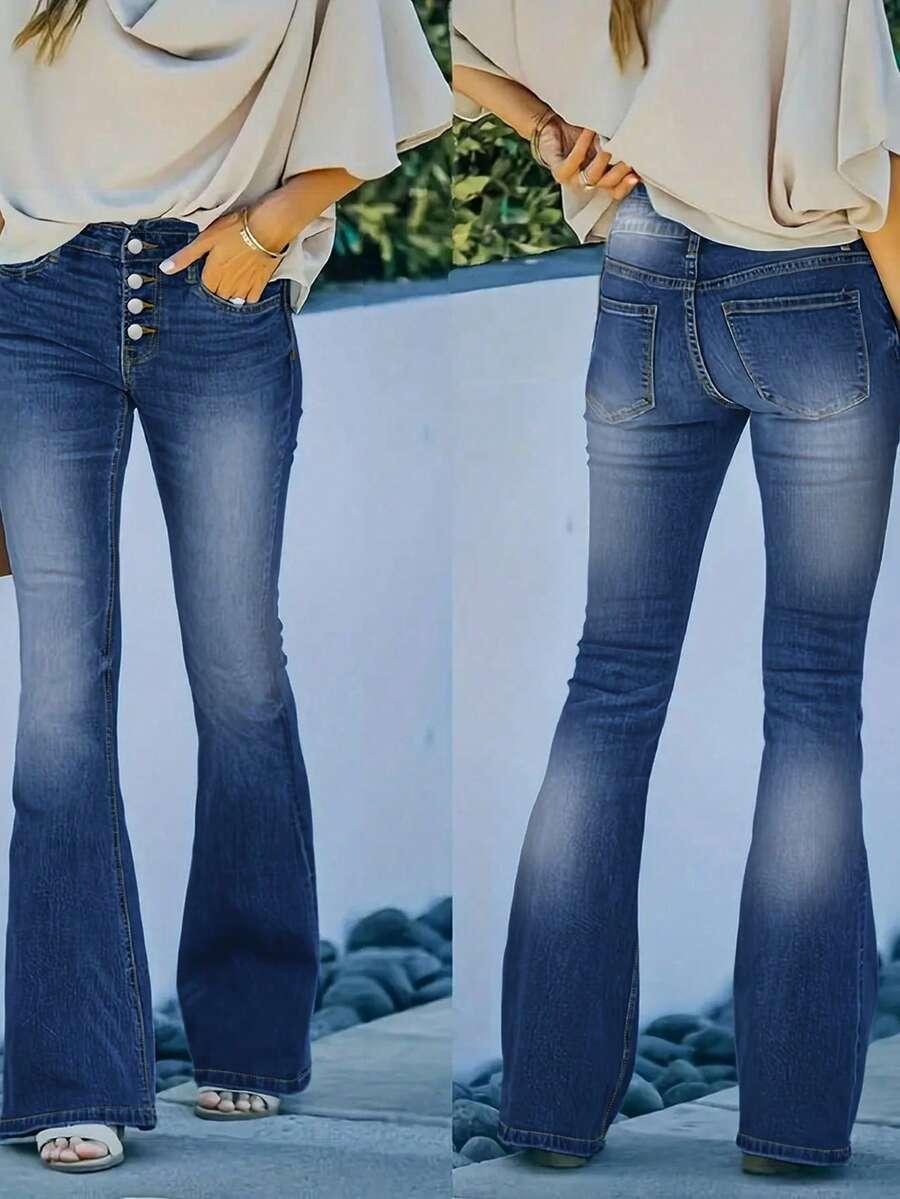 niebieskie spodnie jeans