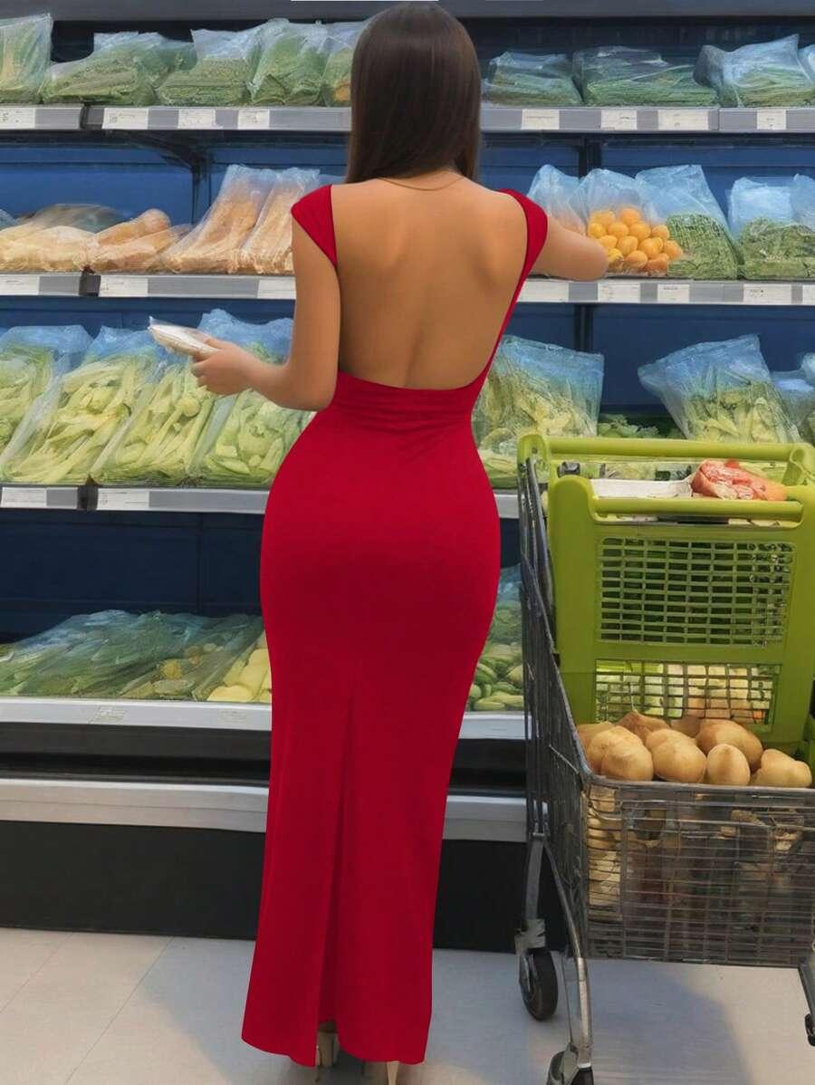 CZERWONA MAXI SUKIENKA
