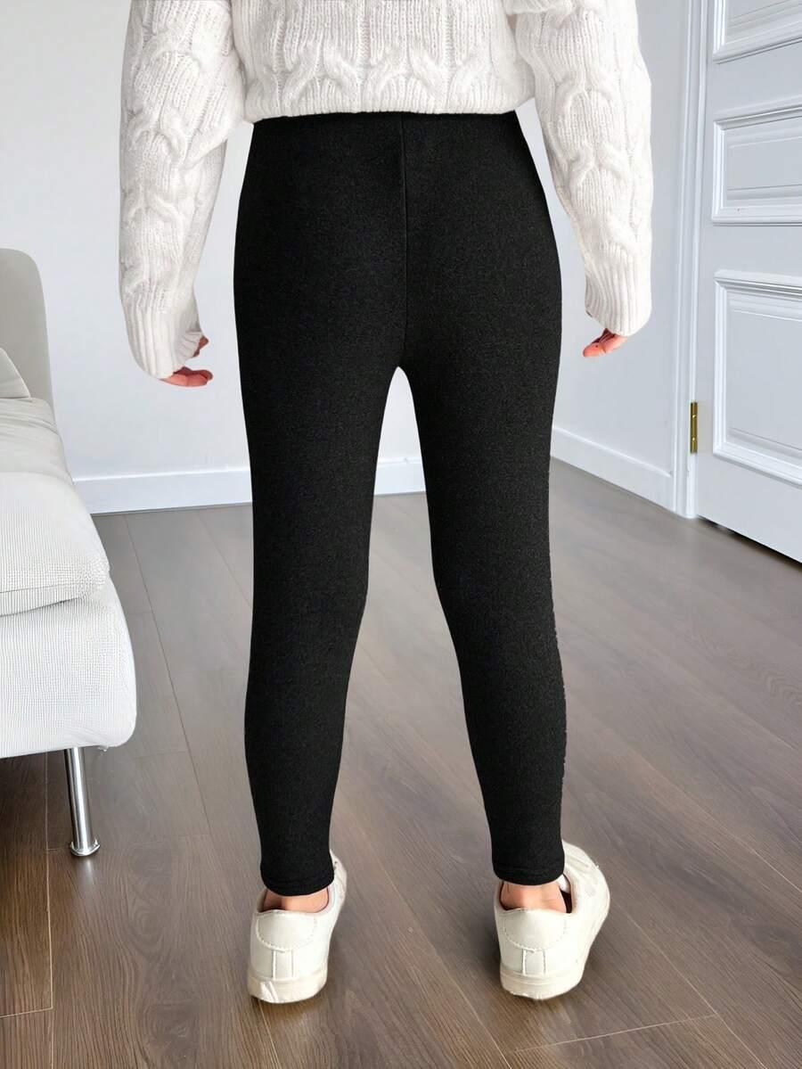 czarne legginsy zdobienia