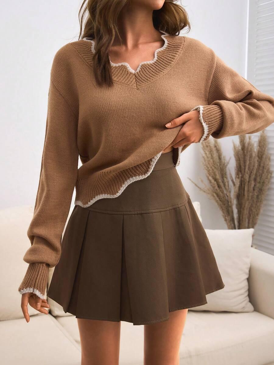 BRĄZOWY SWETER DEKOLT V