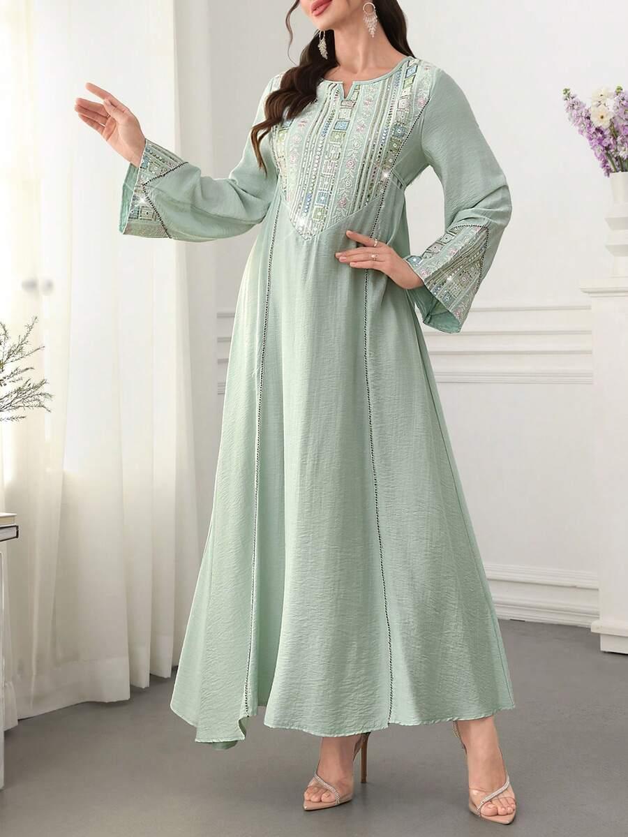 ZIELONA SUKIENKA ZDOBIENIE