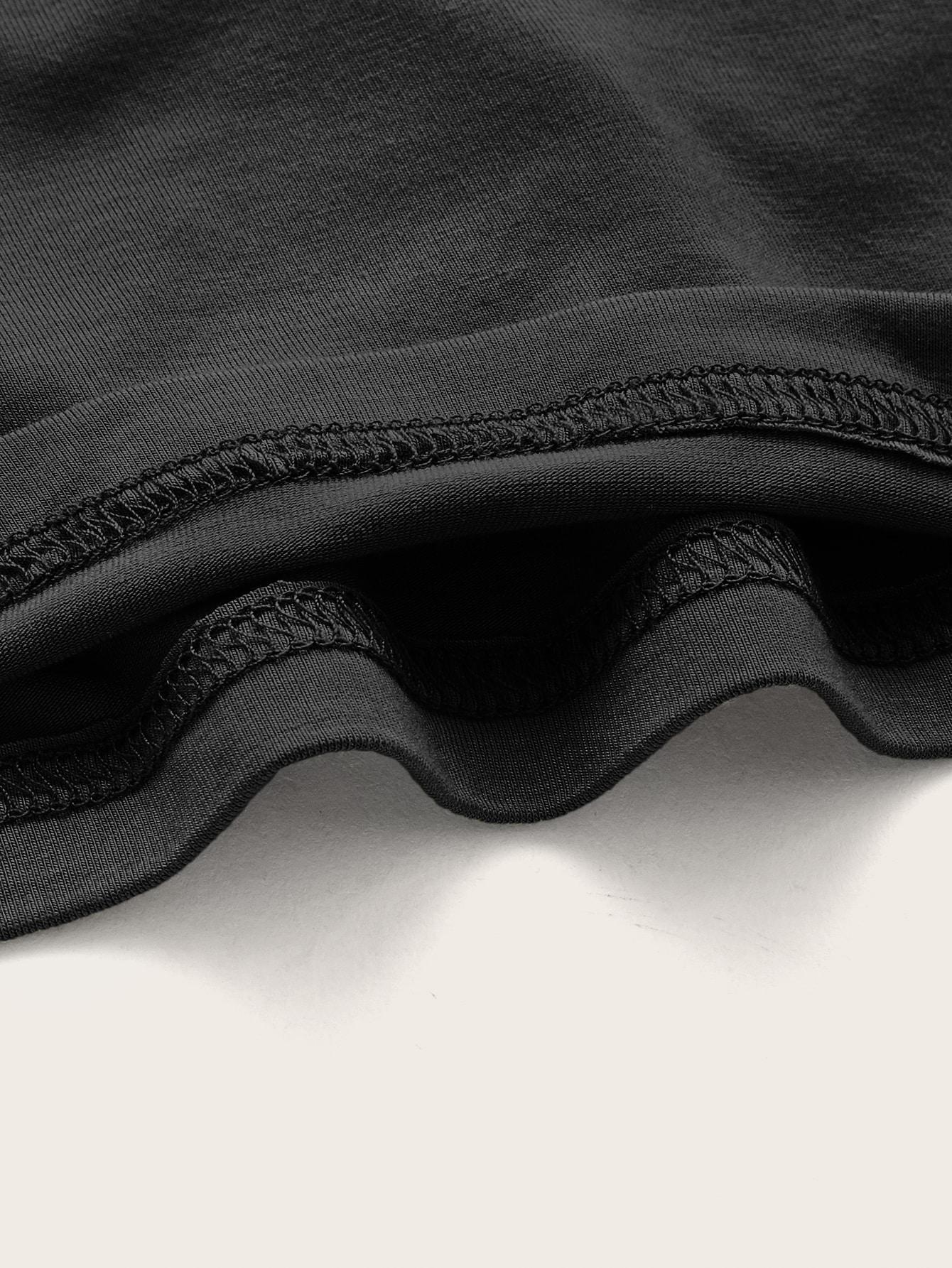 CZARNY CROP TOP WYCIĘCIE
