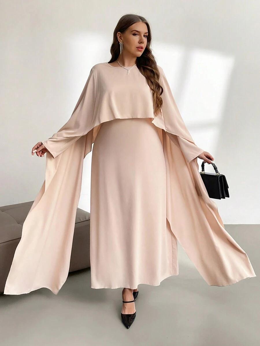 ELEGANCKA SUKIENKA MAXI Z PELERYNĄ 