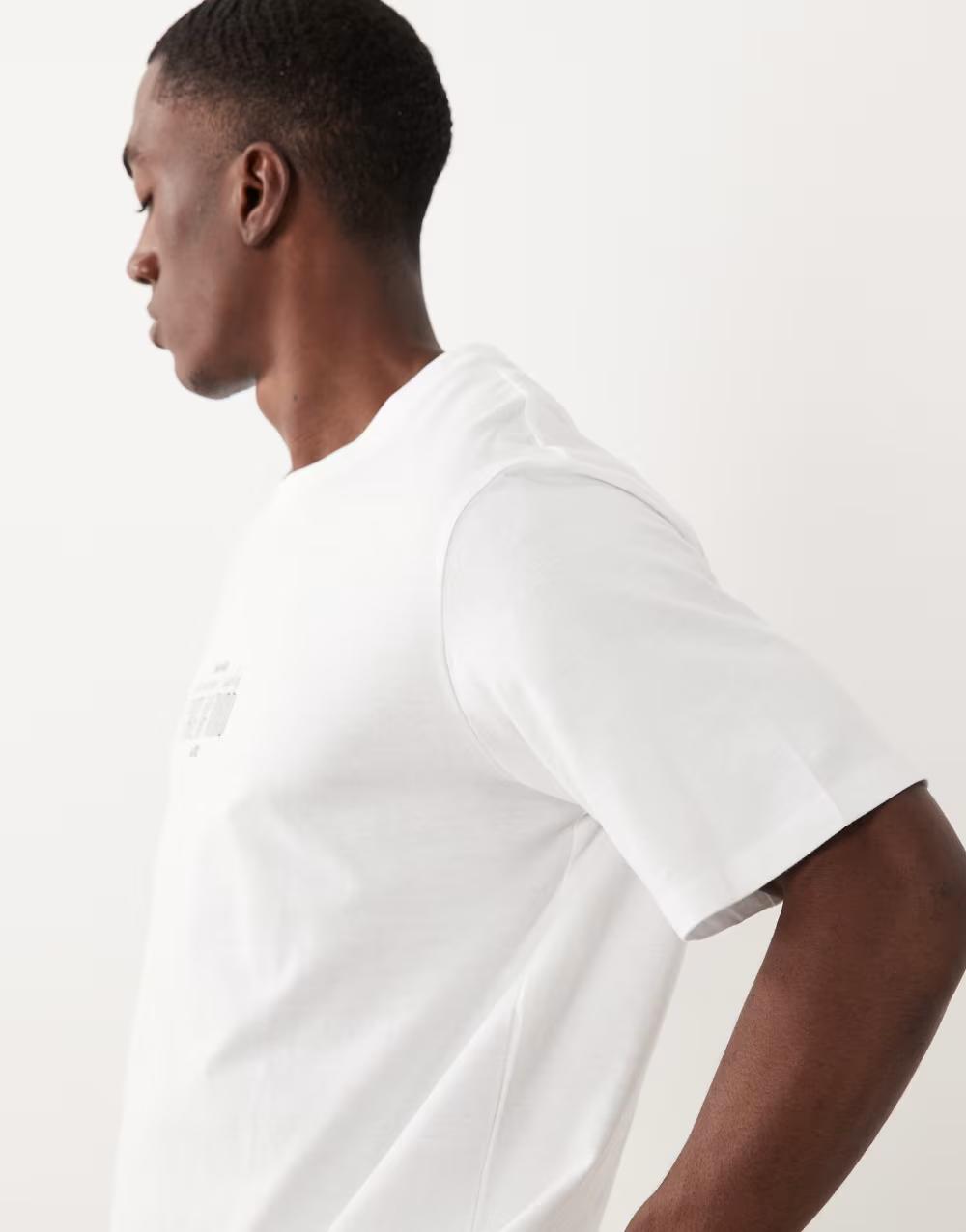 biały t-shirt oversize okrągły dekolt print