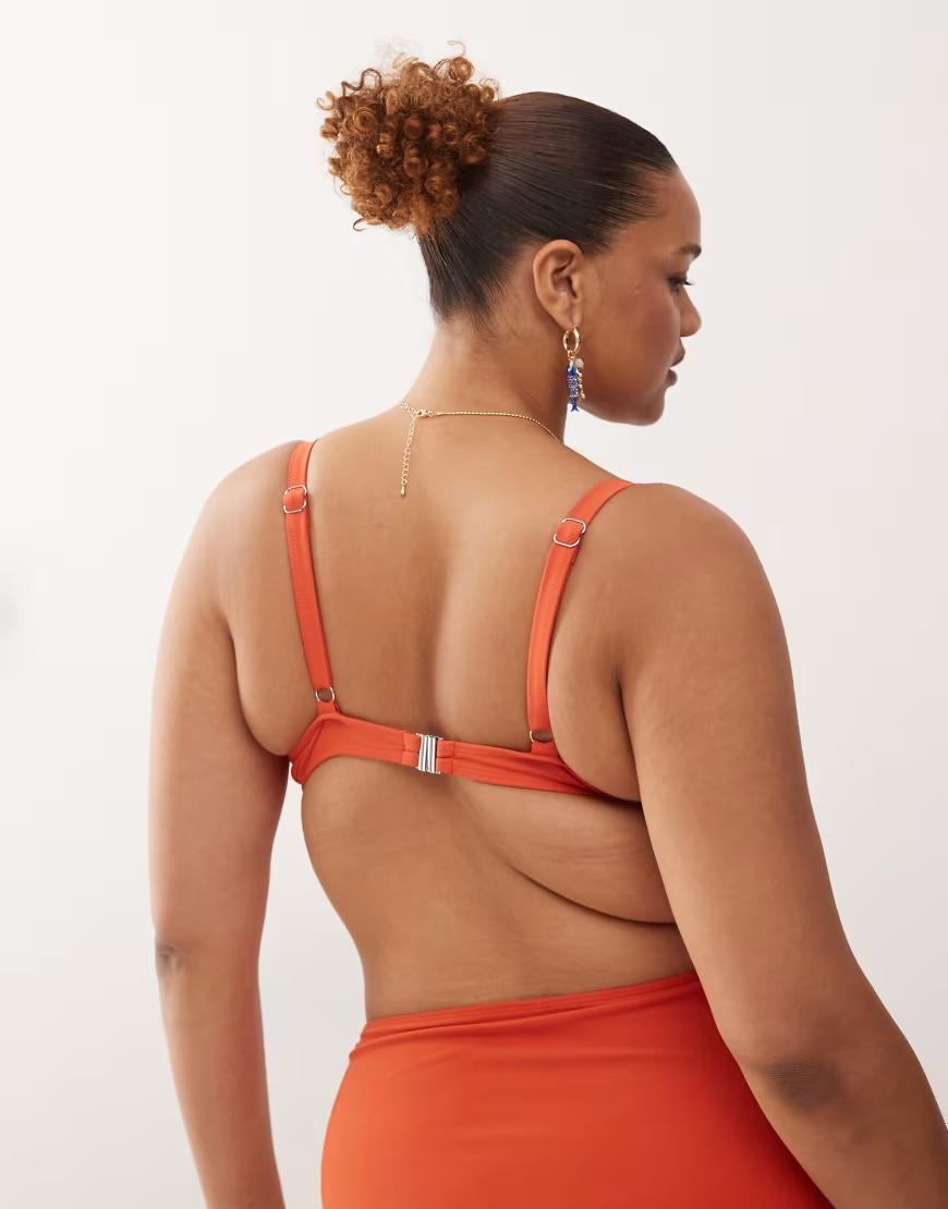POMARAŃCZOWA GÓRA OD BIKINI