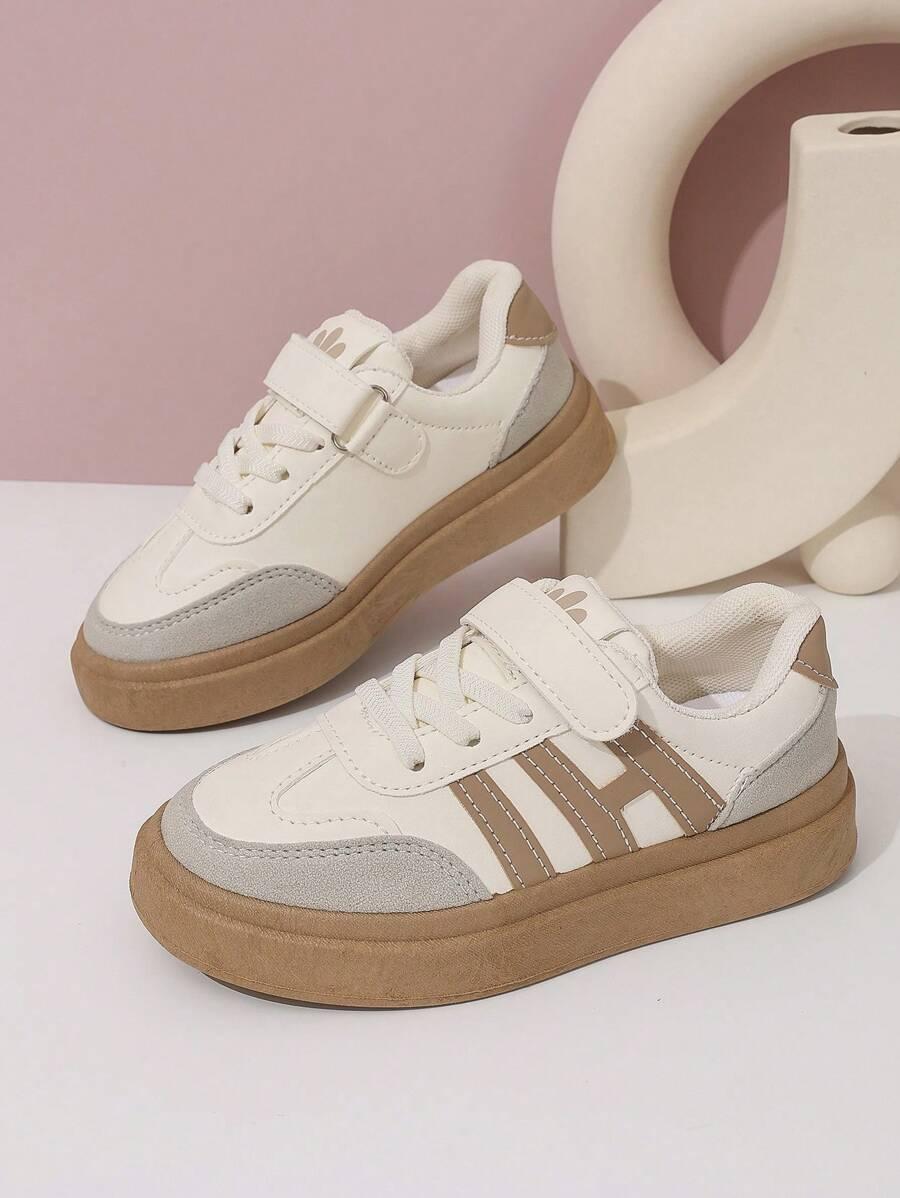 WIĄZANE BUTY SPORTOWE Z RZEPEM