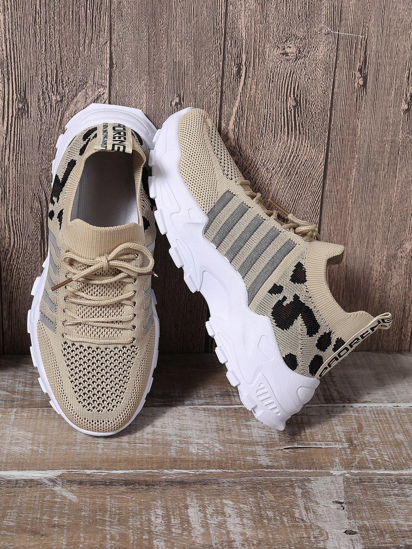SZNUROWANE BUTY SPORTOWE 
