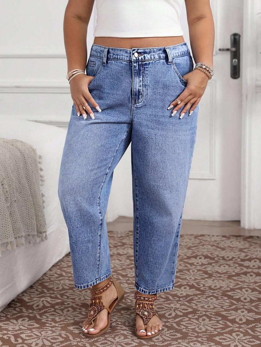 niebieskie jeansy kieszenie