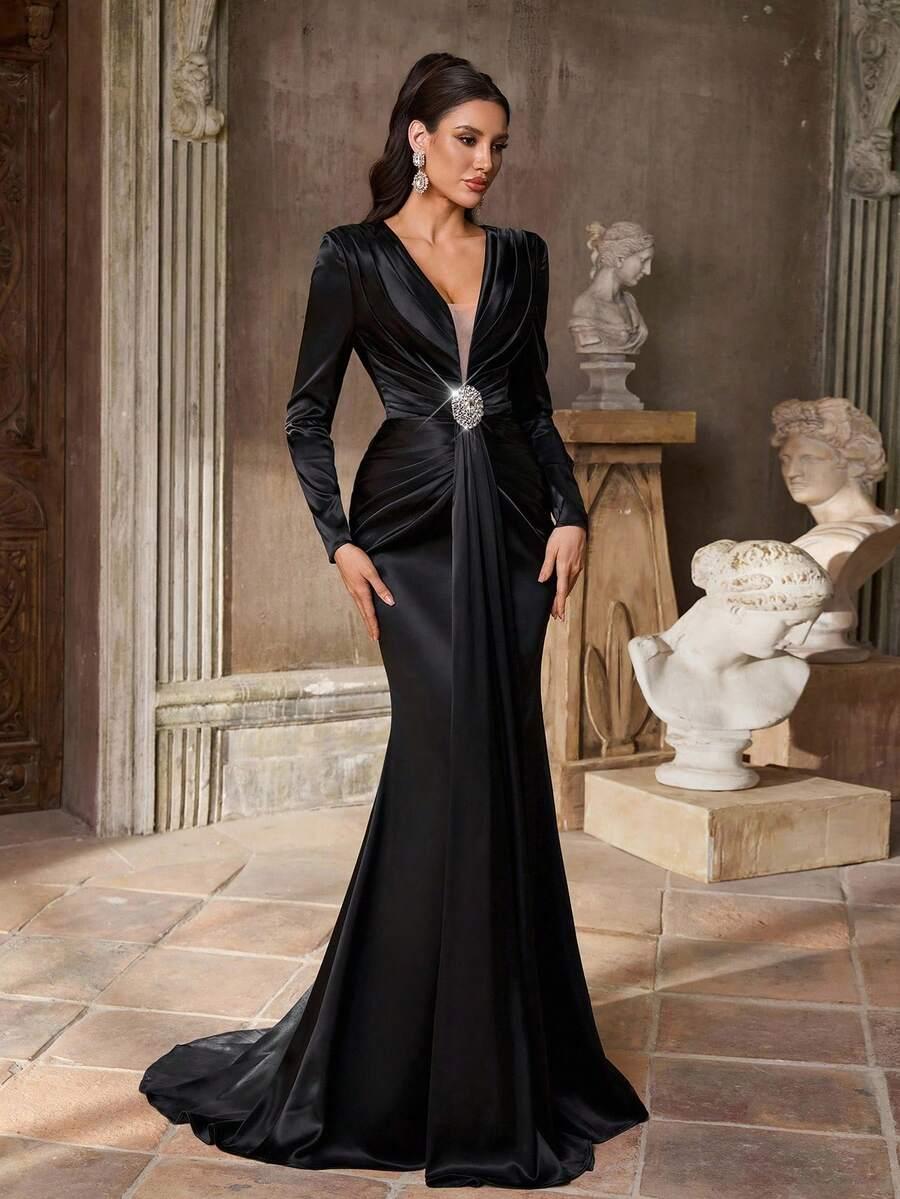 czarna maxi sukienka