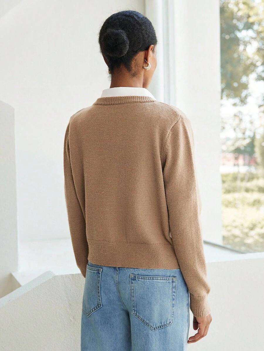 brązowy sweter zdobienie