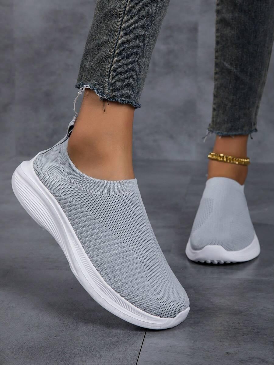 SZARE WSUWANE BUTY SPORTOWE
