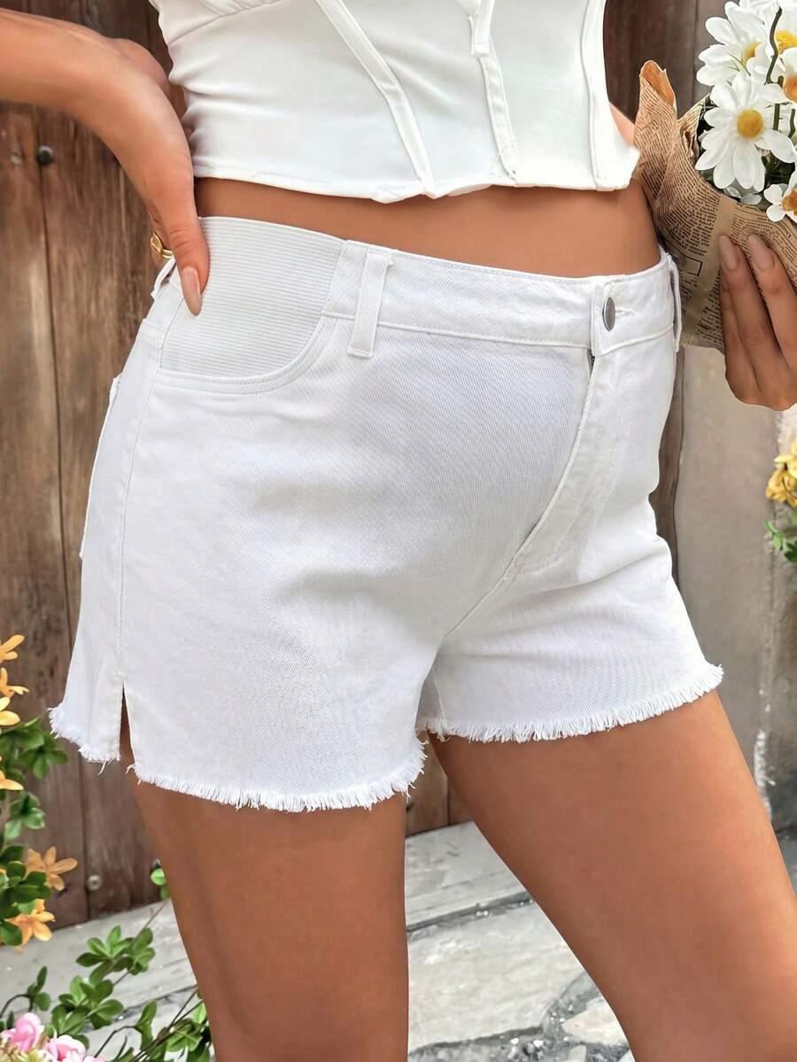 białe ciążowe spodenki jeans