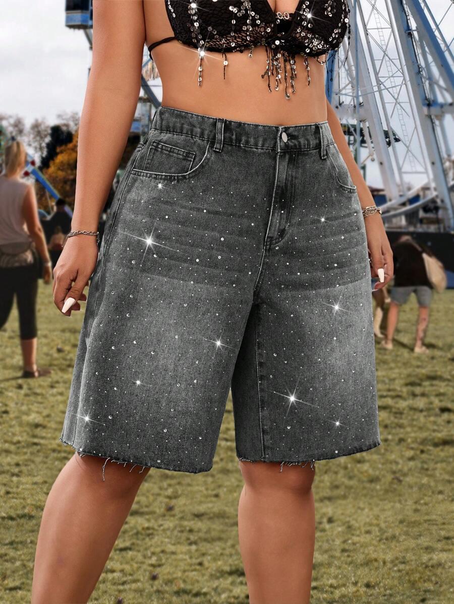 szare spodenki jeans zdobienie połysk 