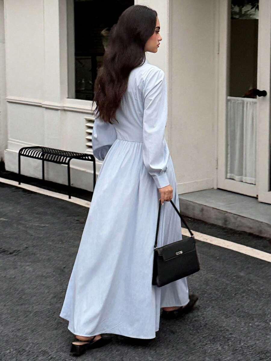 niebieska maxi sukienka