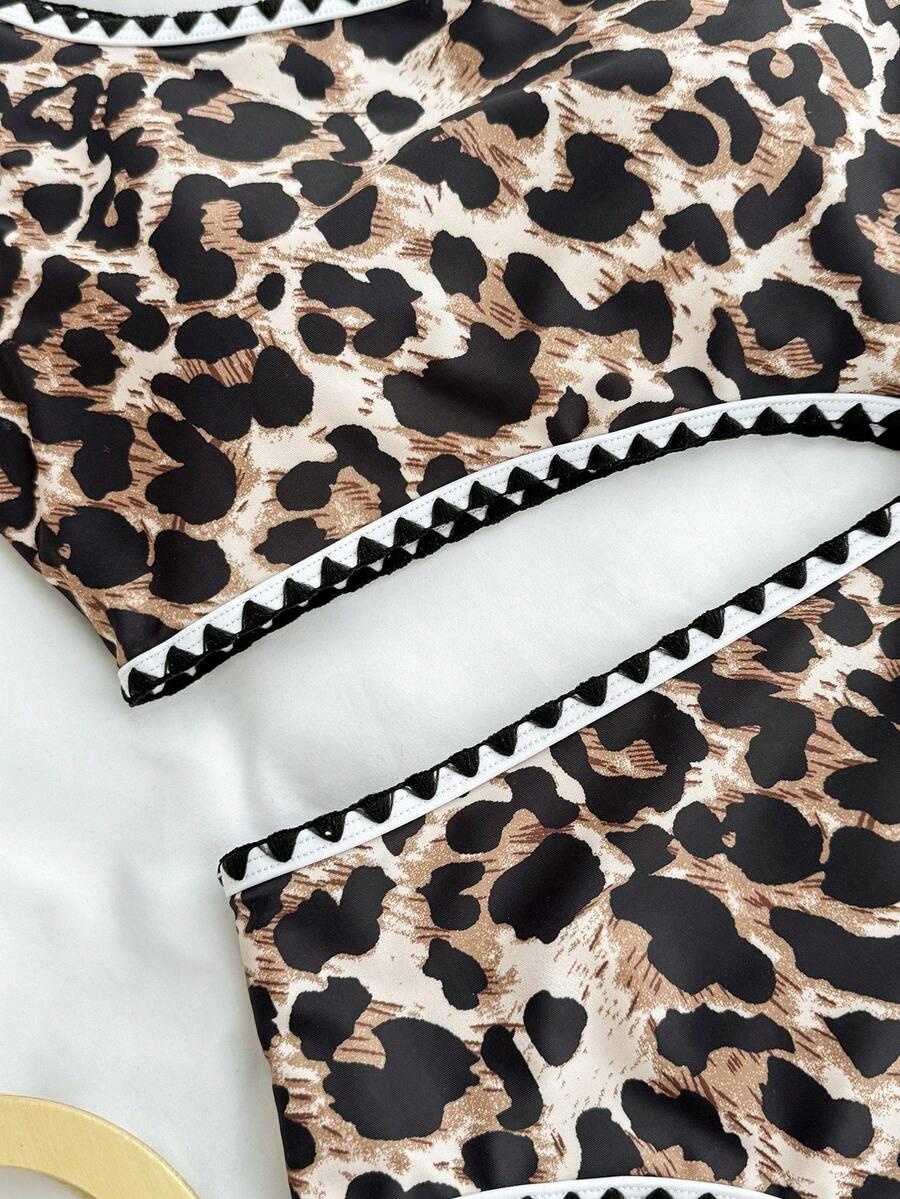 jednoczęściowy strój kąpielowy animal print wycięcie