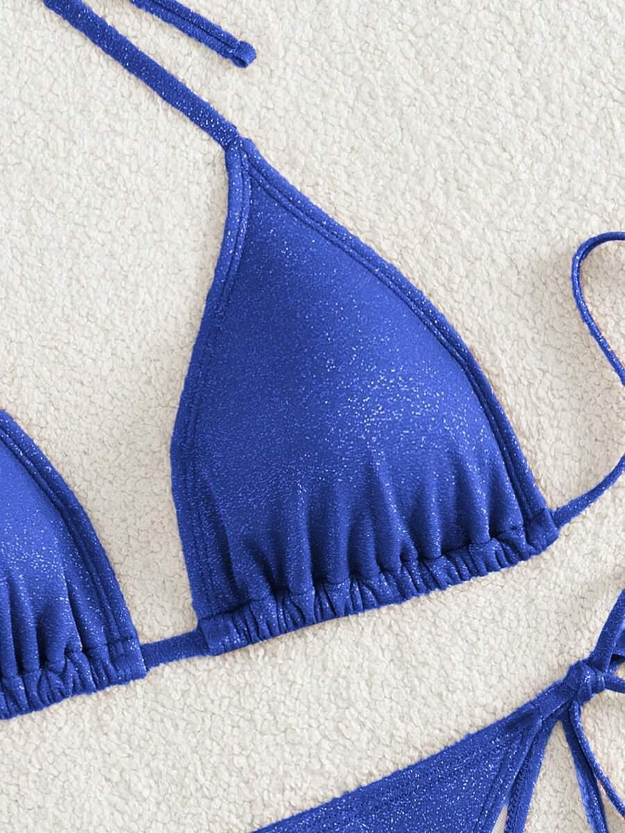 niebieska góra od bikini