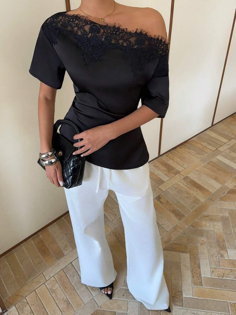 czarna bluzka koronka