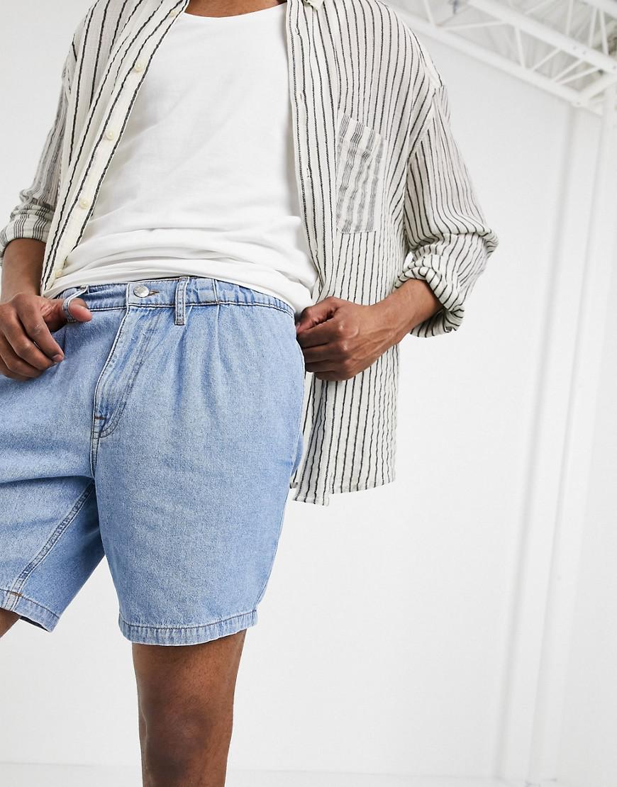 niebieskie spodenki jeans zamek