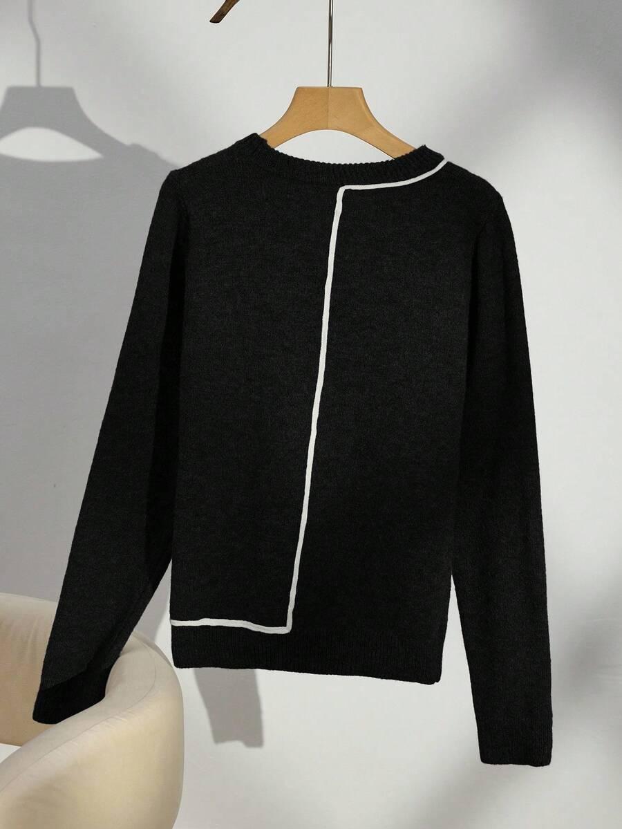 czarny sweter kontrast